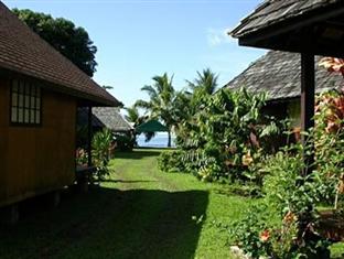 Tauhanihani Village Lodge La Vague Bleue Теахупоо Экстерьер фото